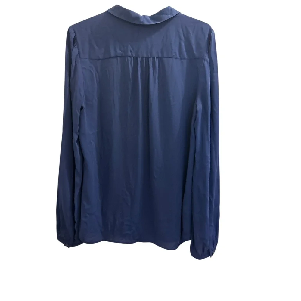 LOFT Navy Blue Long Sleeve Collared Button Front Shirt Women's‎ Size M - Picture 3 of 6